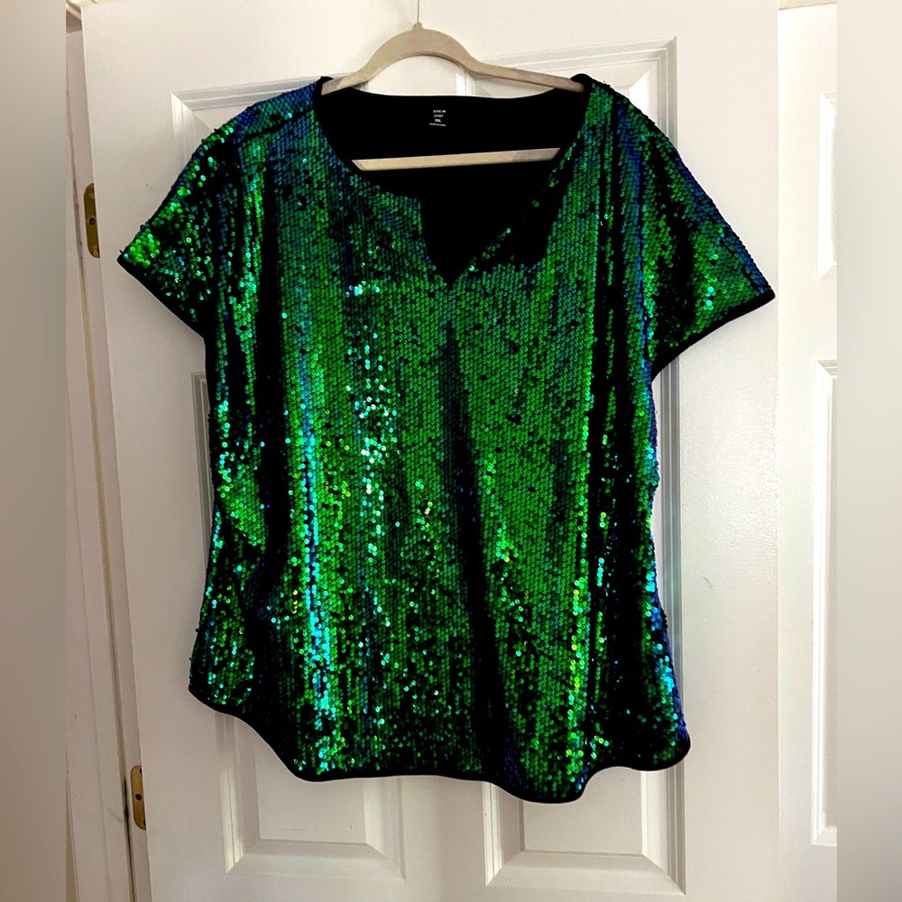 New Never Worn Shein Green Sequin Spilt Neck Top 3XL